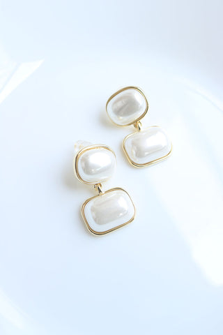 Pearl Droplet Earrings