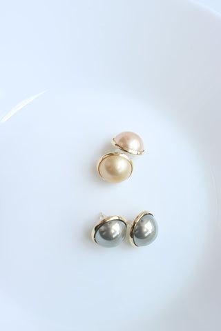 Basic Pearl Studs