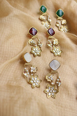 Dull Gold Kundan Flower Earrings