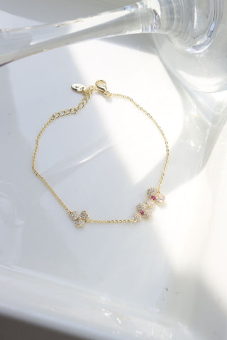 Dainty Flower Bracelet