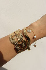 Fan Cuff Bracelet