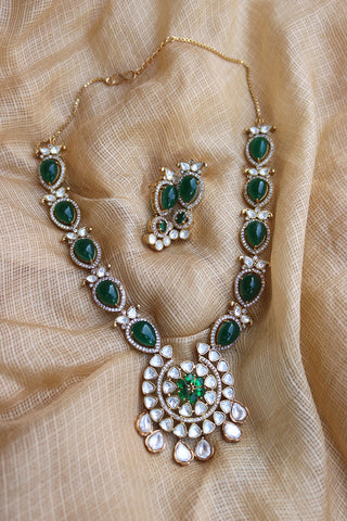 Green Chaand Tilak Polki Pendant Set