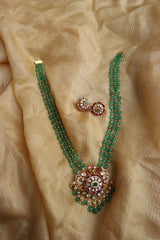 Jadau Flower Green Beads Pendant Set