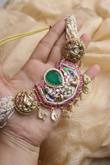 Kundan Tilak Morni Close Neck Set