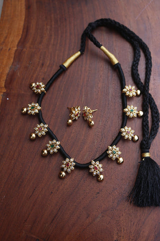 AD Black Thread Tilak Set