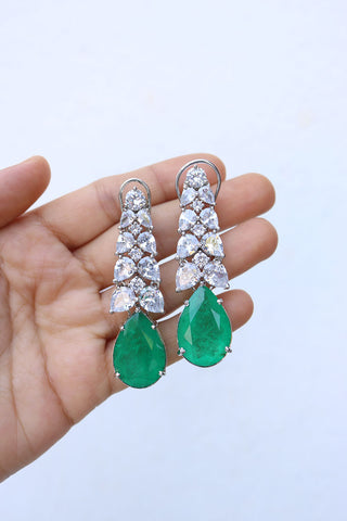 Elegant AD Emerald Earrings