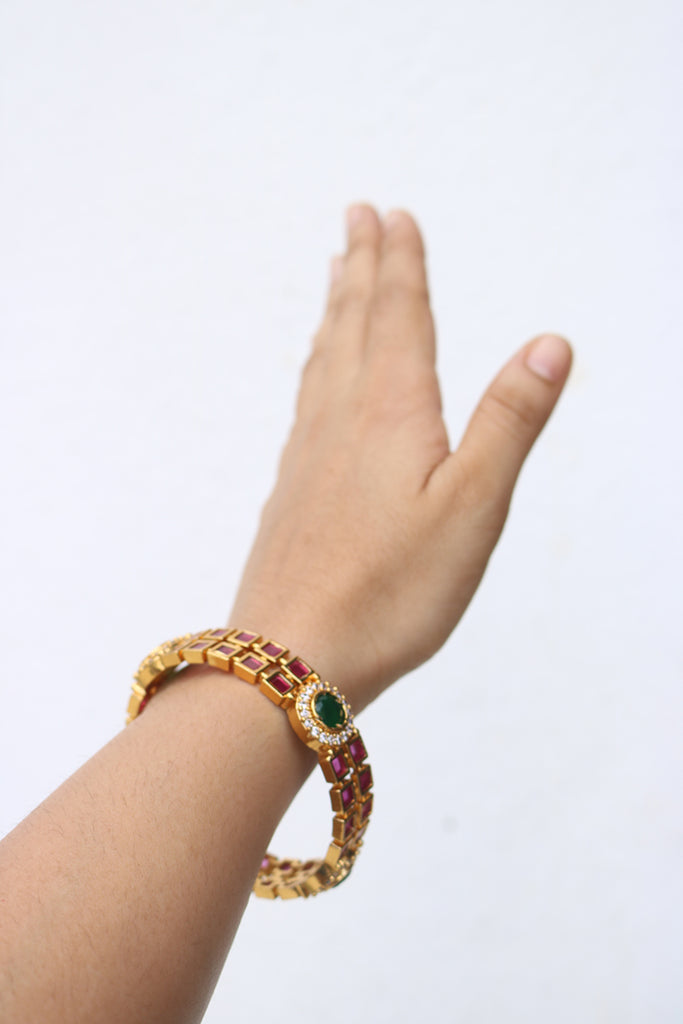 Bangles & Bracelets For Women | 22k Gold Jadau Jewelry
